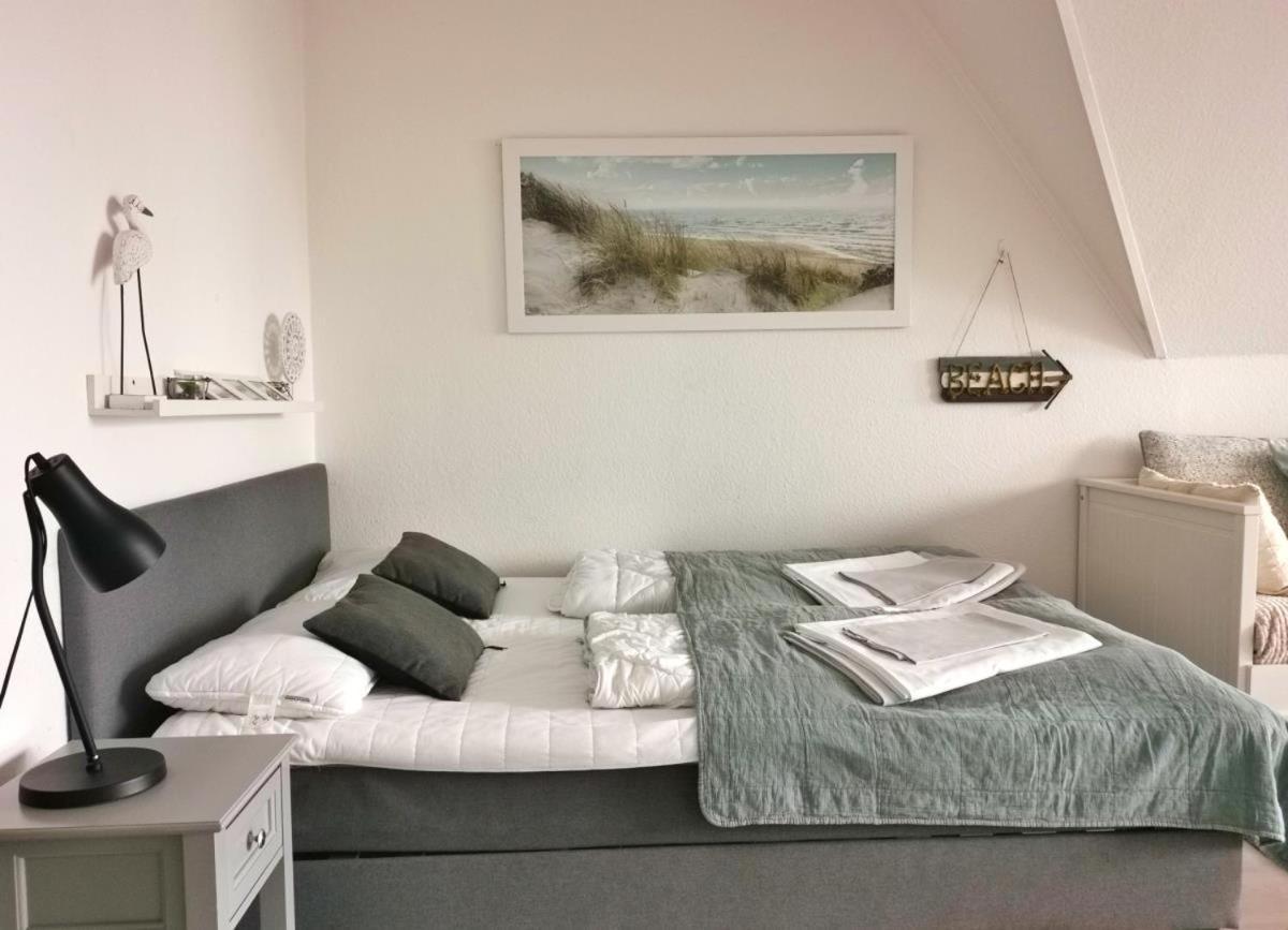 Obj 84 Meerblick Fewo Fuer 2 Bis 3 Personen Strandnah, Wlan Lubeck Exterior photo